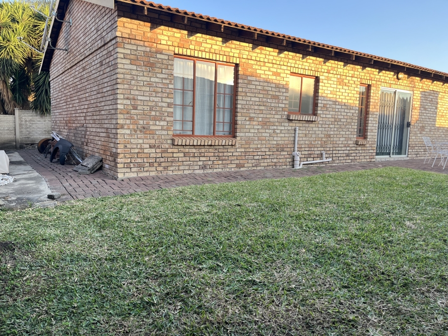 3 Bedroom Property for Sale in Waterval East North West